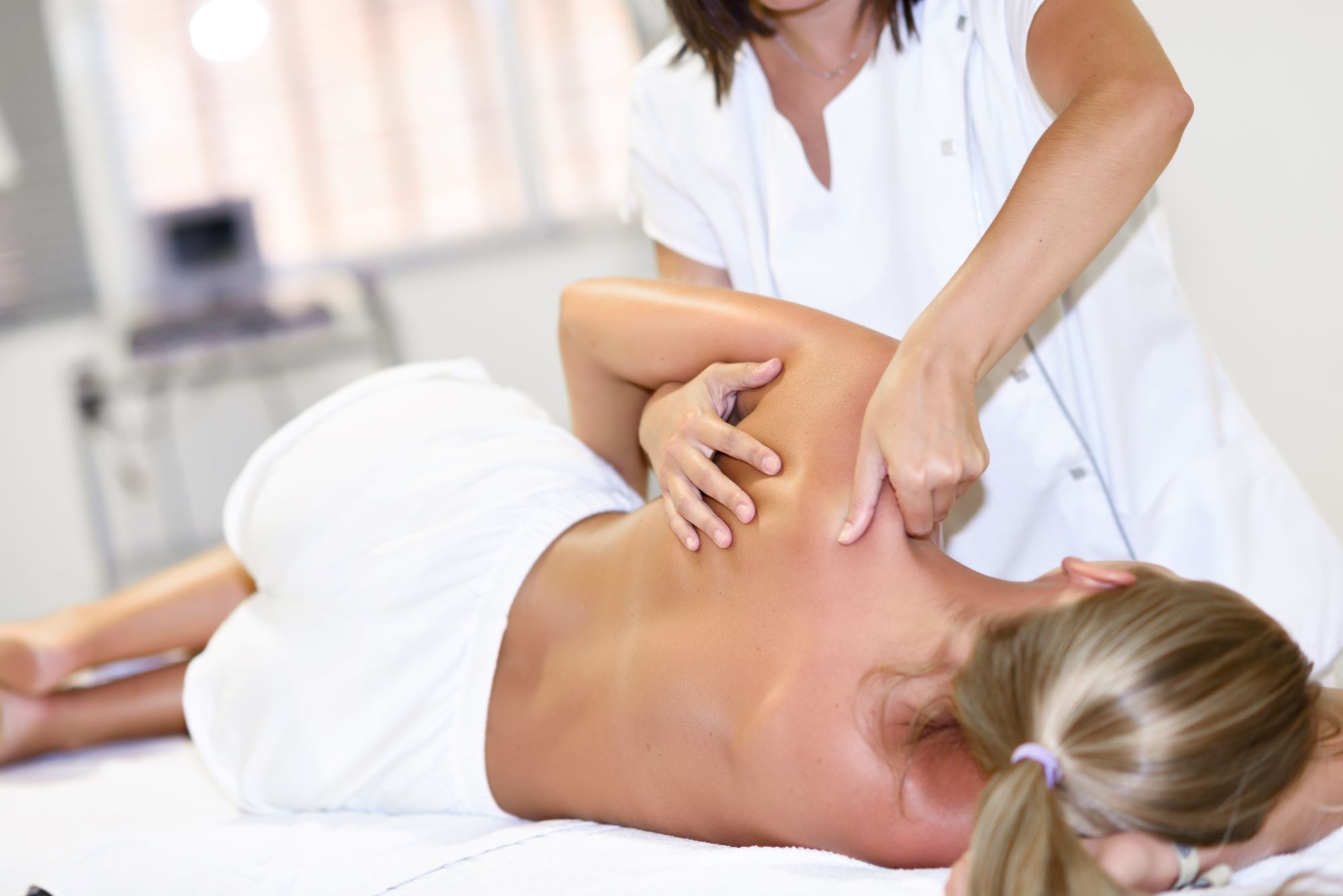 will deep tissue massage help back pain