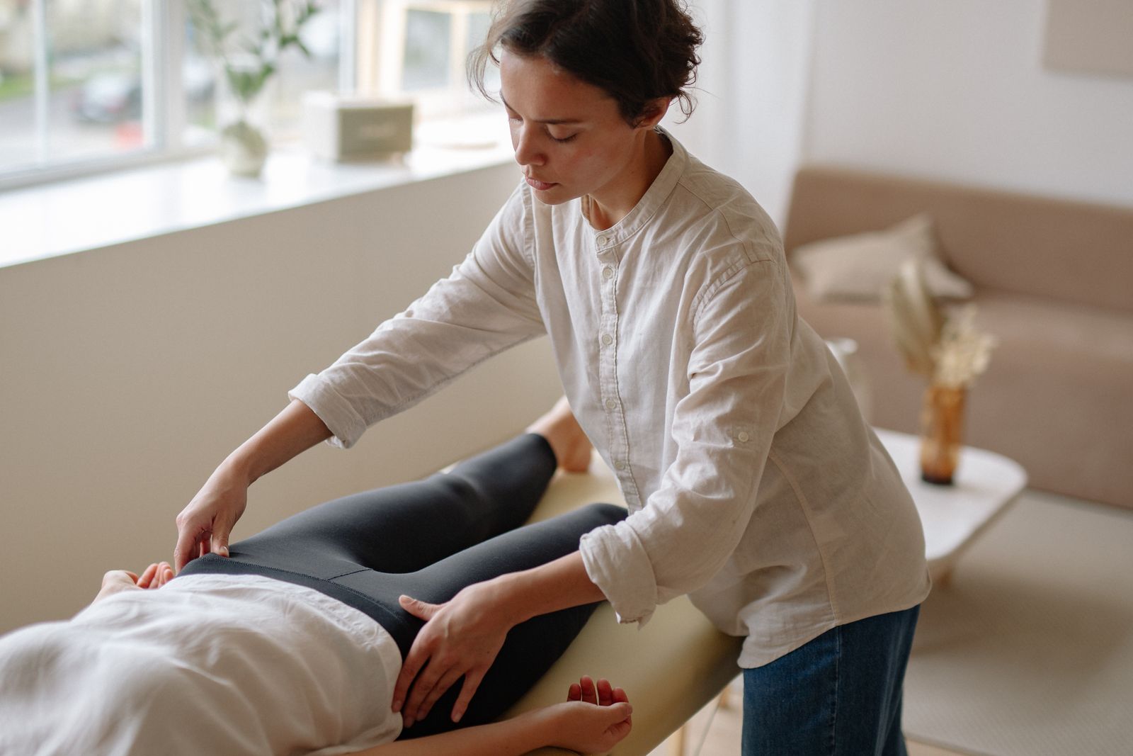 massage therapy for hip pain