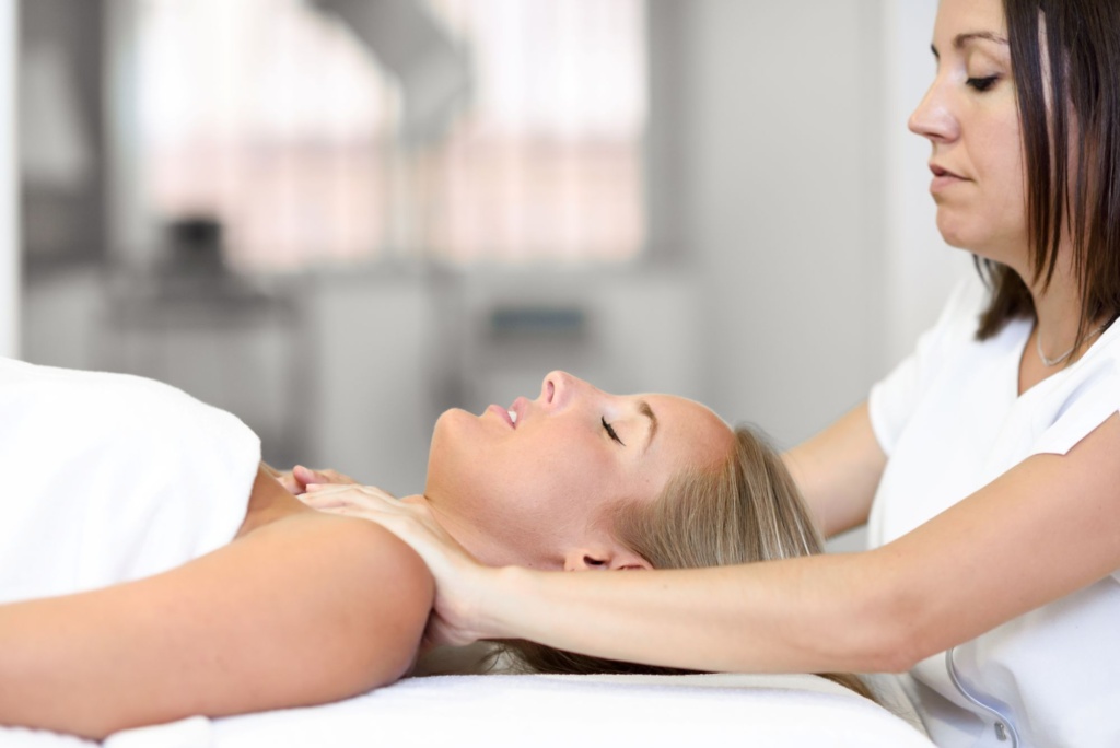is massage covered by insurance